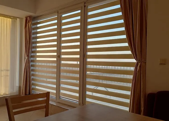 сансет кошарица: солнечный берег